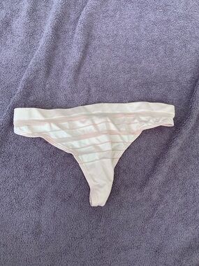 Victoria's Secret Pale Pink thong